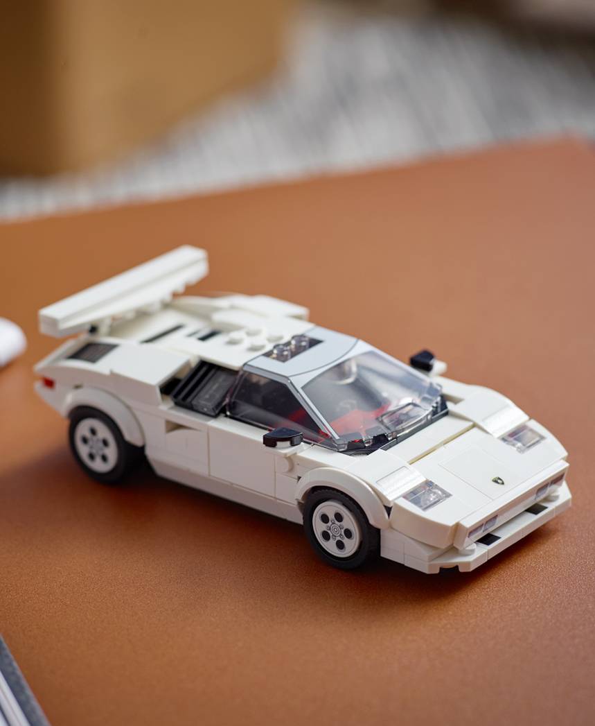 Lego et Lamborghini lancent des voitures de course - Auto Journal