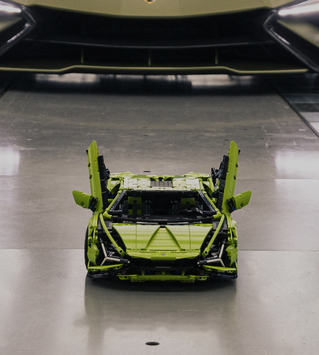 Lamborghini Store：ランボルギーニの公式オンラインショップにアクセス