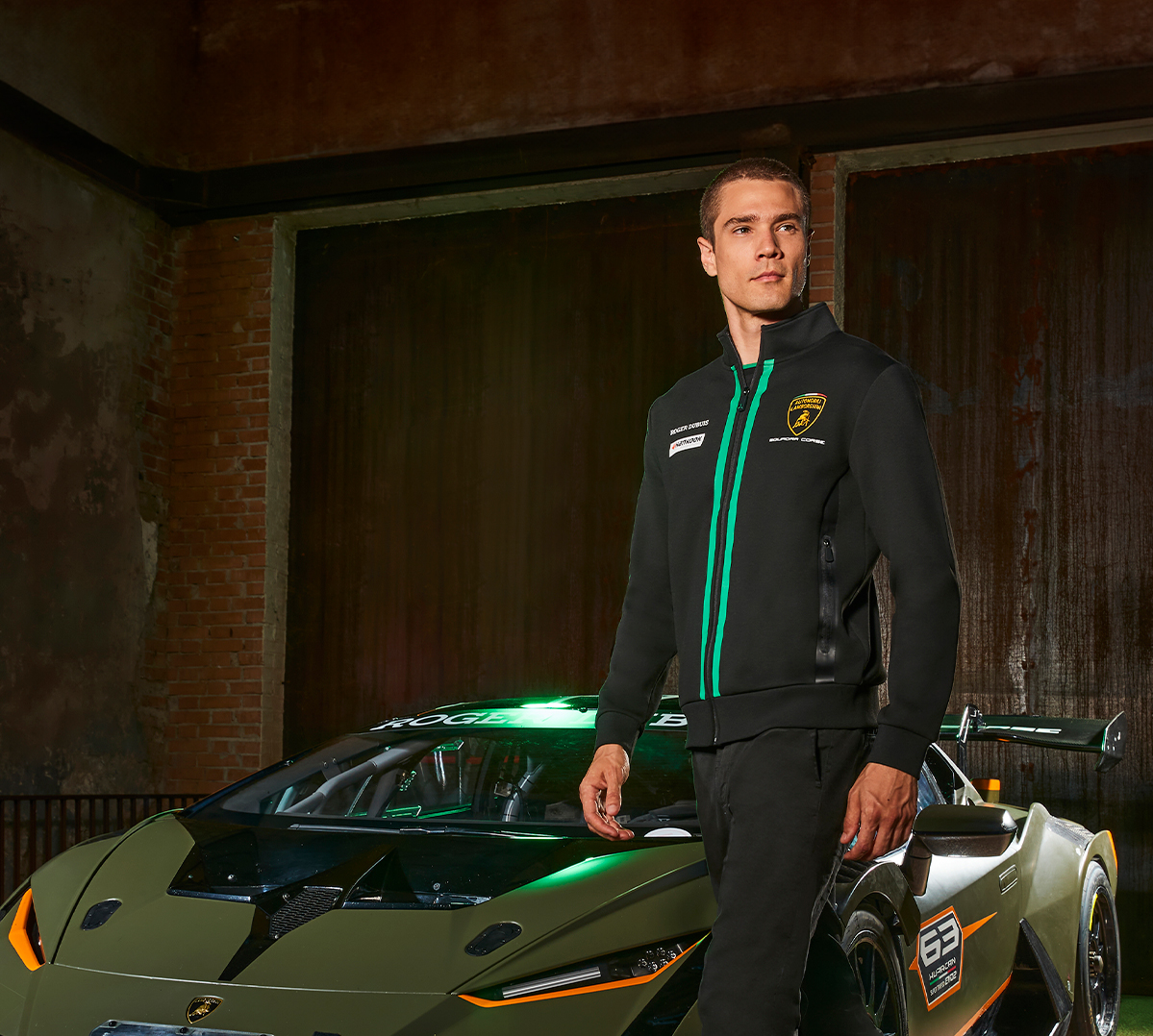 Lamborghini Store：ランボルギーニの公式オンラインショップにアクセス