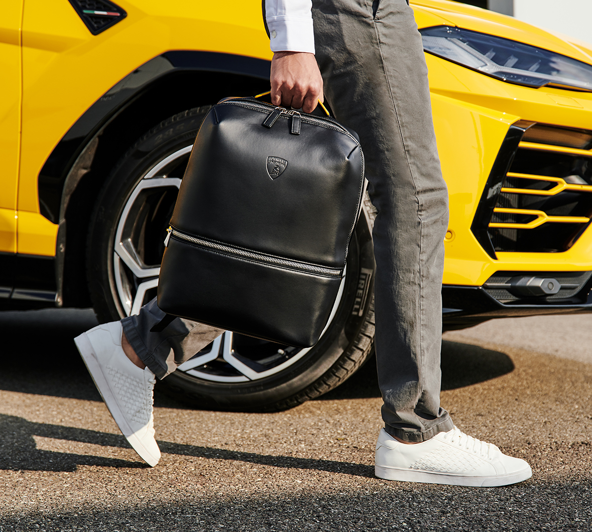 Lamborghini Aventador Travel Bag Set: Duffle Bag, Back-Pack & Rolling  Carry-On Trolley Luggage: Fits into the OEM Roadster & Coupe - DMC