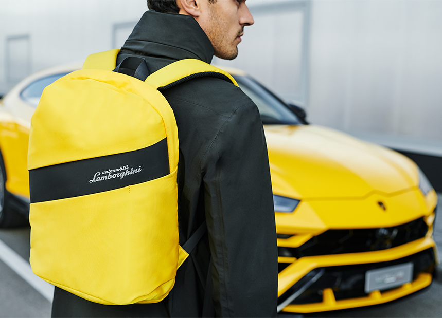 Lamborghini Aventador Roadster Travel Bag Set: Duffle Bag, Back-Pack &  Rolling Carry-On Trolley Luggage: Fits into the OEM Roadster & Coupe - DMC