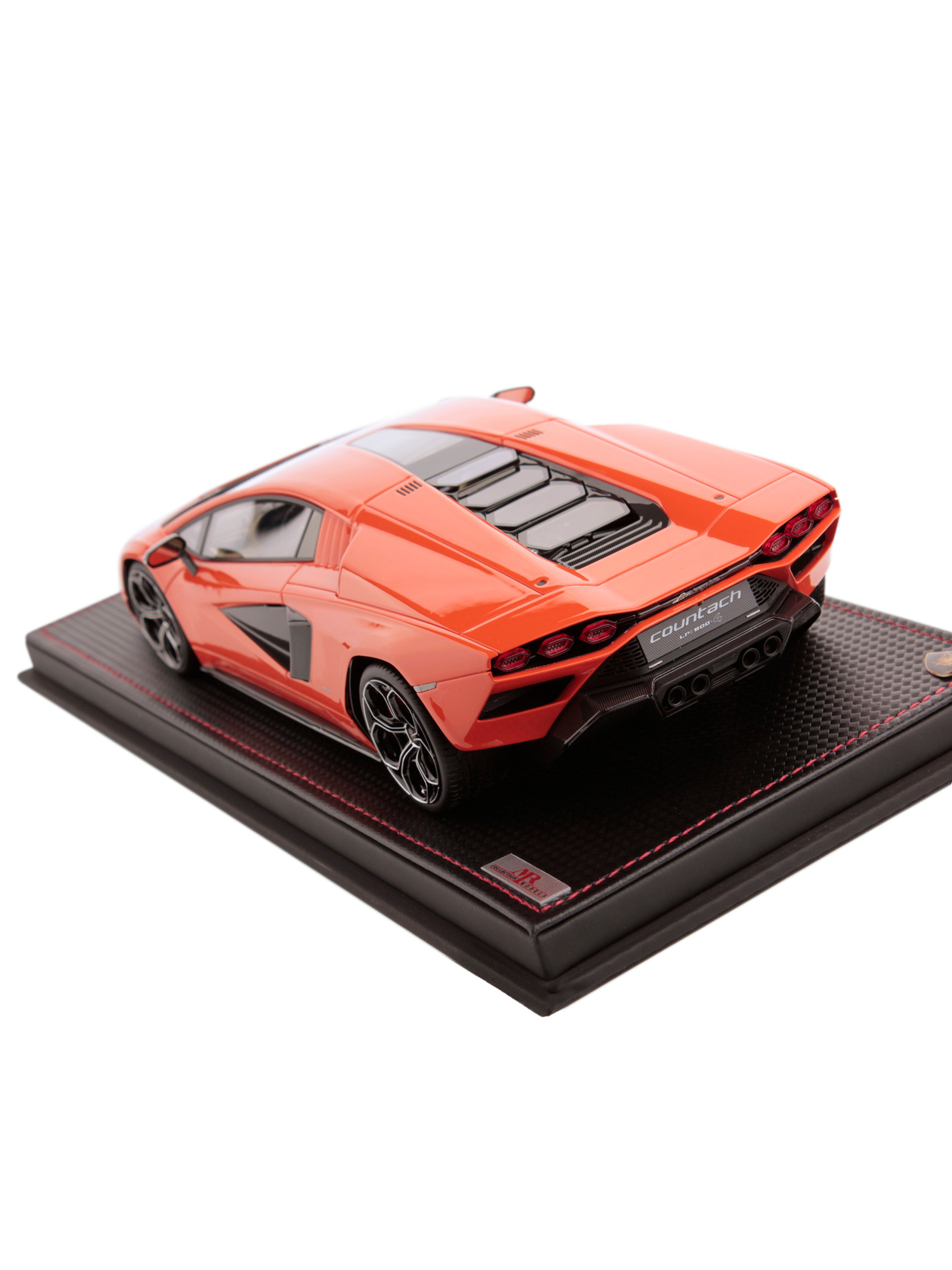 LAMBORGHINI COUNTACH LPI 800-4 MODEL CAR ON A SCALE OF 1:18 BY MR COLLECTION - Lamborghini Store