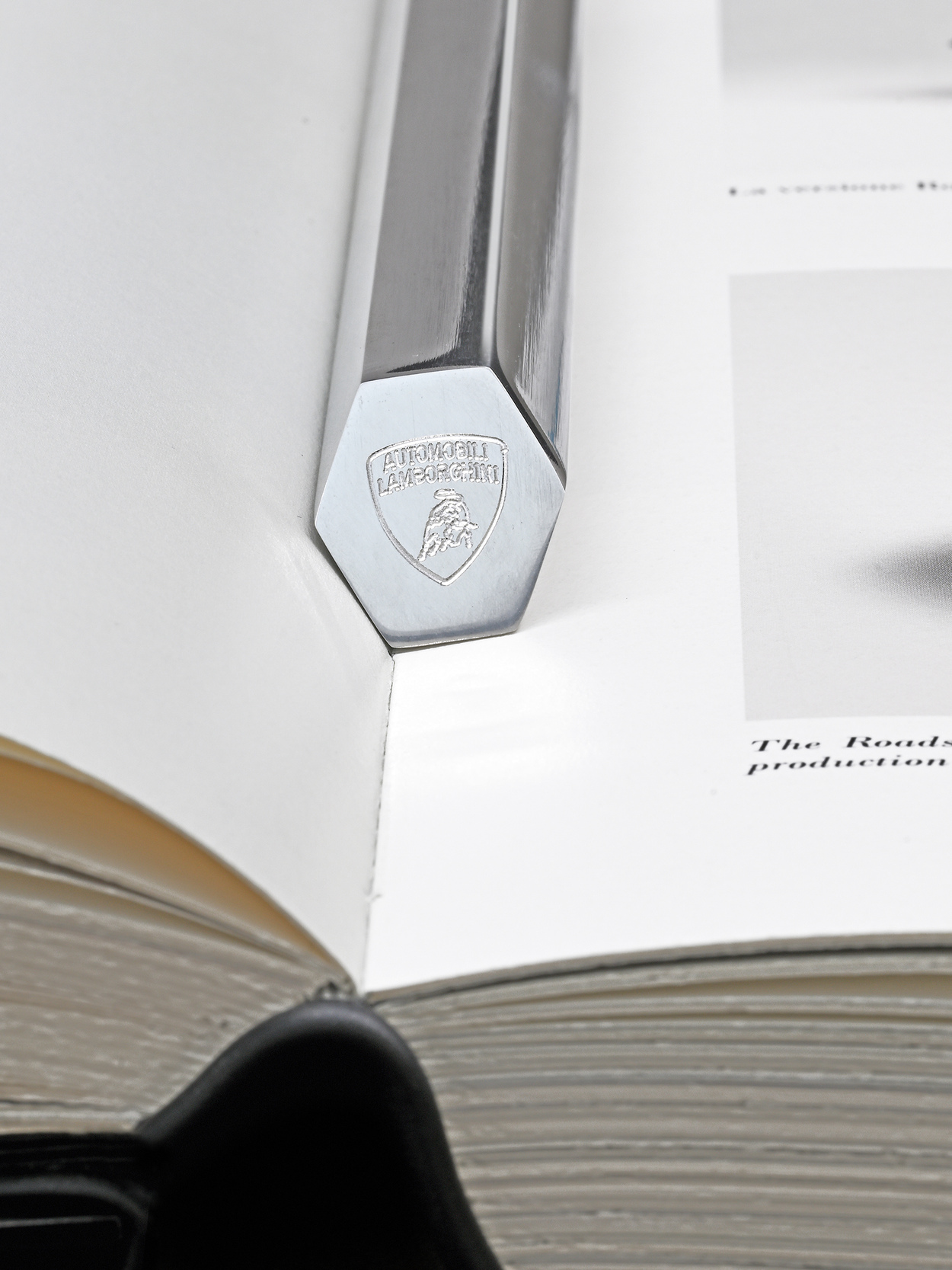 DNA LAMBORGHINI PLATINUM EDITION - 60th ANNIVERSARY WITH THE D’ORO COLLECTION - Lamborghini Store