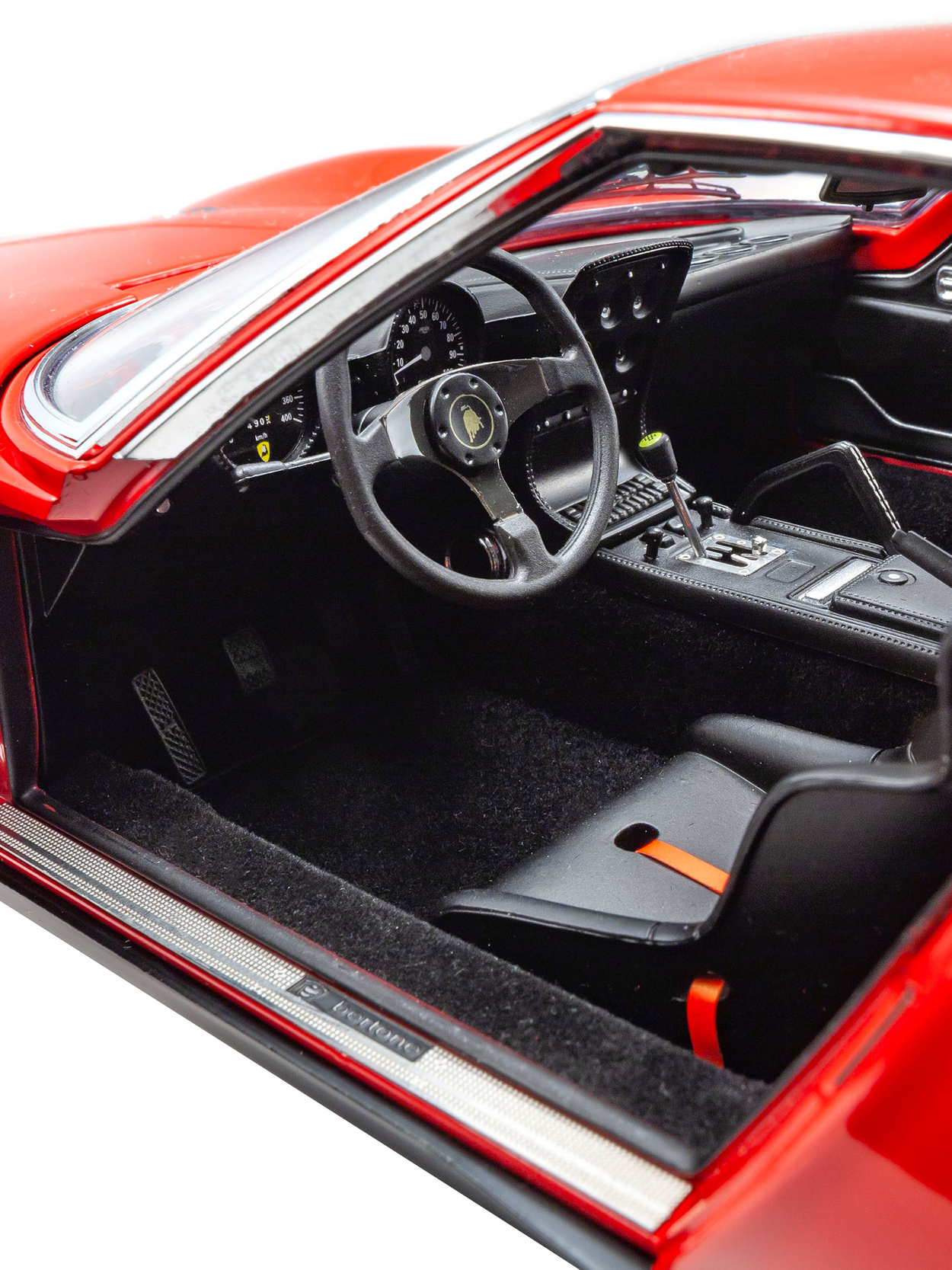 LAMBORGHINI MIURA SVR 1:12 SCALE MODEL BY KYOSHO - Lamborghini Store