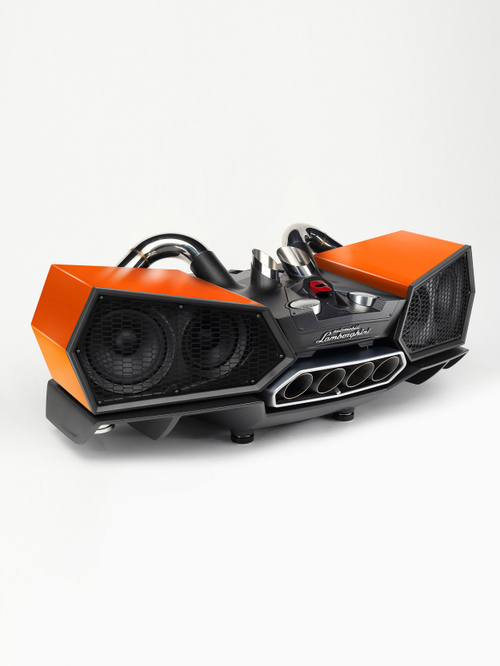 ESAVOX KOHLEFASER DOCKING STATION LAUTSPRECHER - Ixoost Hi-Fi | Lamborghini Store